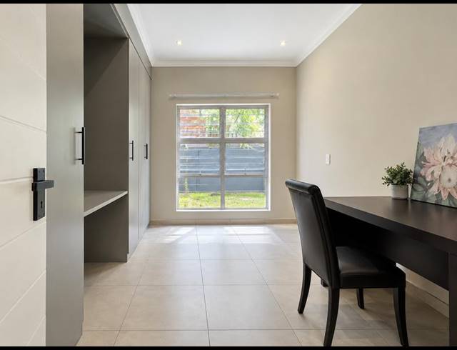 2 BEDROOM PROPERTY TO RENT IN BROOKLYN